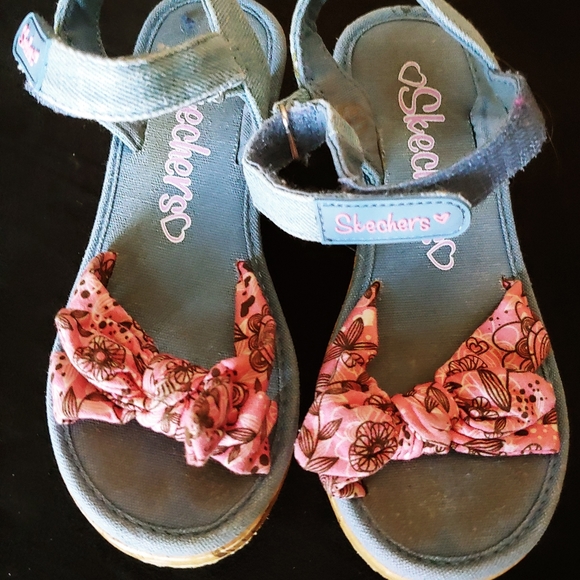 Youth Girl's TIKIS BANDANNA CUTIE Sandals - Picture 4 of 6